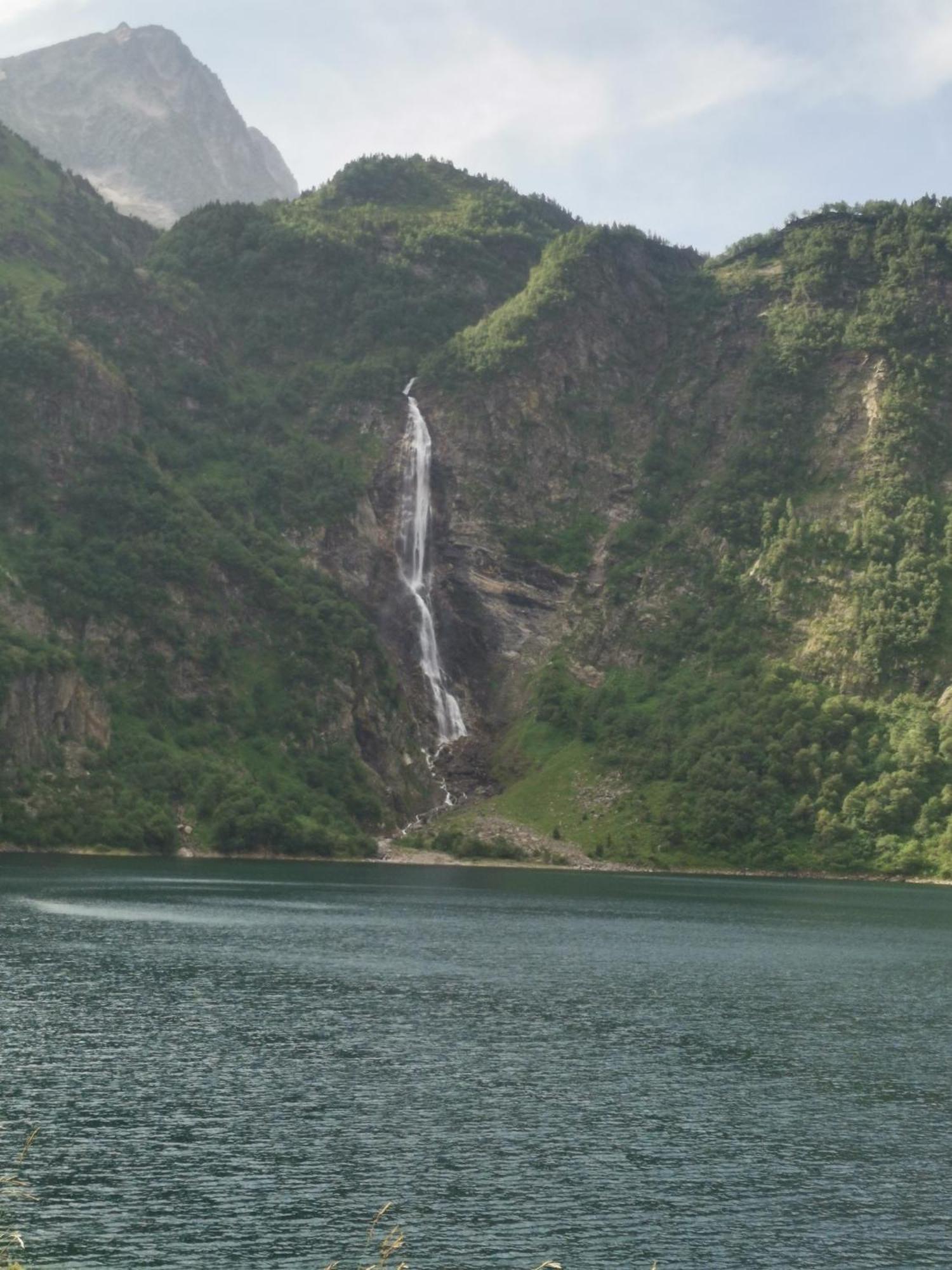 Maison 13 Pers A 10Mn De Luchon Cazaux-Layrisse Kültér fotó